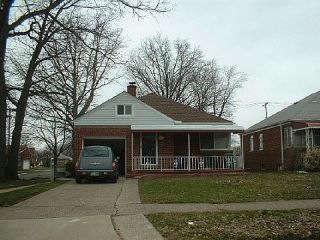 Foreclosed Home - 2328 GROVEWOOD AVE, 44134