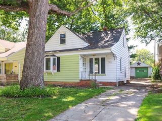 Foreclosed Home - 2815 PARK DR, 44134