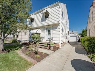 Foreclosed Home - 5102 KENMORE AVE, 44134