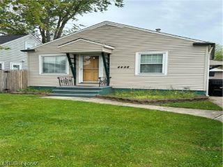 Foreclosed Home - 4488 W 170TH ST, 44135