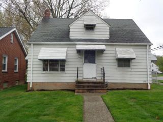 Foreclosed Home - 17609 Mapleboro Ave, 44137