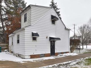 Foreclosed Home - 16805 RAYMOND ST, 44137
