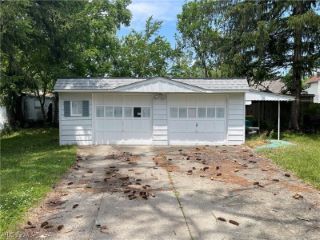 Foreclosed Home - 5170 STANLEY AVE, 44137