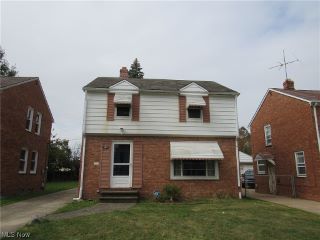 Foreclosed Home - 5454 BEECHWOOD AVE, 44137