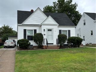 Foreclosed Home - 7507 WEFEL AVE, 44144