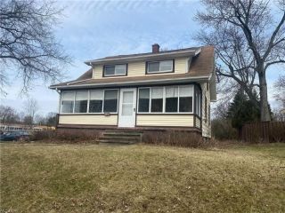 Foreclosed Home - 390 TURNEY RD, 44146