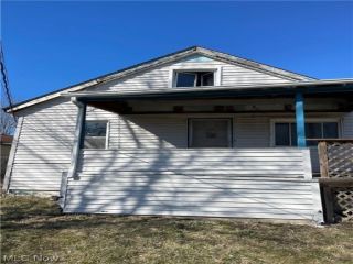 Foreclosed Home - 25152 BOOKER AVE, 44146