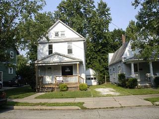 Foreclosed Home - 131 24TH ST NW, 44203