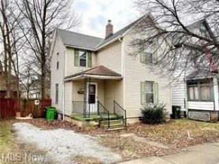 Foreclosed Home - 582 W HOPOCAN AVE, 44203