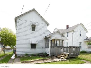 Foreclosed Home - 123 19TH ST NW, 44203