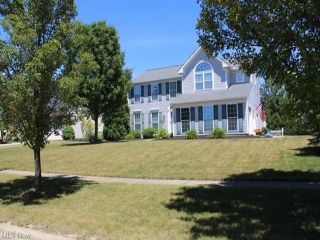 Foreclosed Home - 2021 BAINTREE CT, 44212