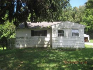 Foreclosed Home - 353 BRIARWOOD BLVD, 44215