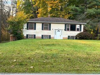 Foreclosed Home - 344 MOUNT PLEASANT ST NW, 44216
