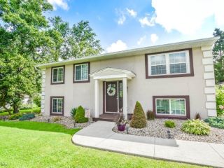 Foreclosed Home - List 101138025