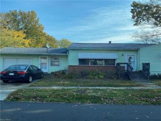 Foreclosed Home - 3173 KILARNEY ST, 44221