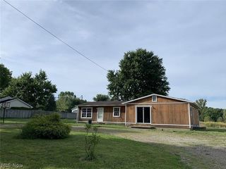 Foreclosed Home - 8672 STATE ROUTE 82, 44231