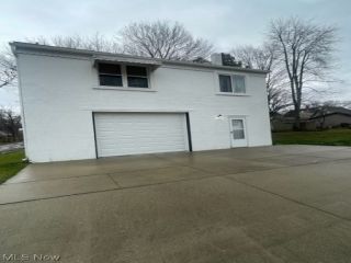 Foreclosed Home - 1333 PINE ST, 44240