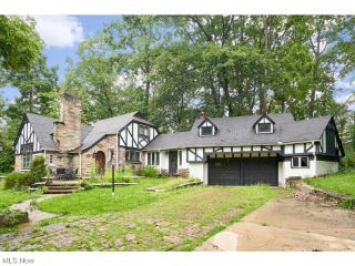 Foreclosed Home - 1775 OAK HILL DR, 44240