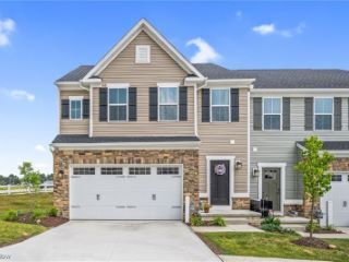 Foreclosed Home - 158 TOPSAIL DR, 44256