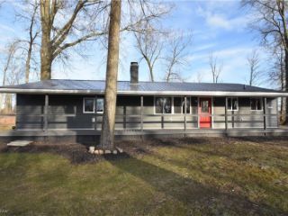 Foreclosed Home - 1147 LAUREL DR, 44287