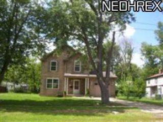 Foreclosed Home - 9526 COMMUNITY RD, 44288