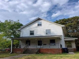 Foreclosed Home - 1278 BEARDSLEY ST, 44301