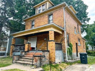 Foreclosed Home - 1104 GRANT ST, 44301