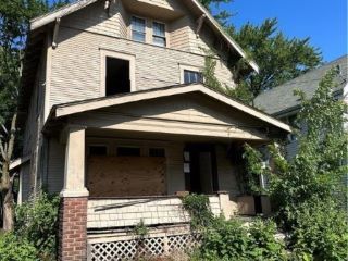 Foreclosed Home - 1216 GRANT ST, 44301