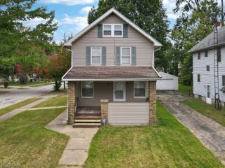 Foreclosed Home - 67 E ARCHWOOD AVE, 44301