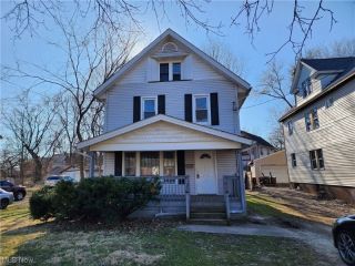 Foreclosed Home - 228 OAKDALE AVE, 44302