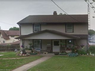 Foreclosed Home - 1374 LEONORA AVE, 44305