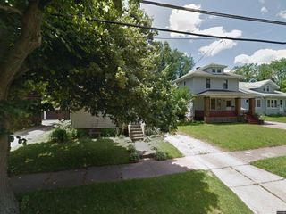 Foreclosed Home - 1600 PRESTON AVE, 44305