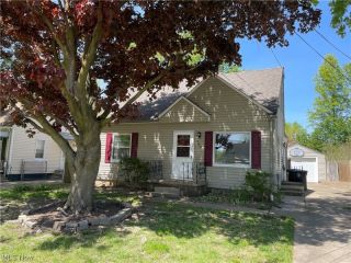 Foreclosed Home - 799 E ARCHWOOD AVE, 44306