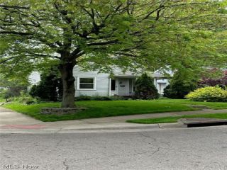 Foreclosed Home - 1092 ALLENDALE AVE, 44306