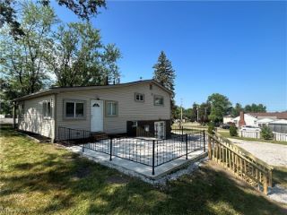 Foreclosed Home - 783 E WATERLOO RD, 44306