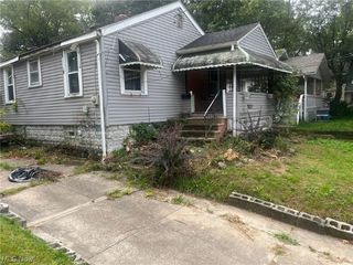 Foreclosed Home - 621 HUDSON AVE, 44306
