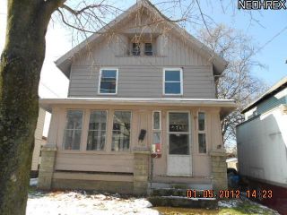 Foreclosed Home - 830 CHALKER ST, 44310