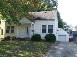 Foreclosed Home - 1254 EASTON DR, 44310