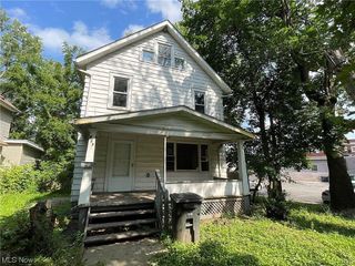 Foreclosed Home - 829 BERWIN ST, 44310