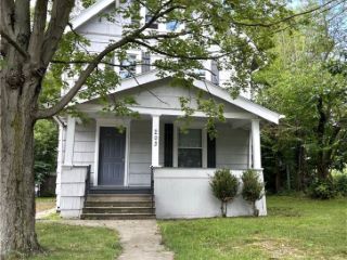Foreclosed Home - 203 E YORK ST, 44310