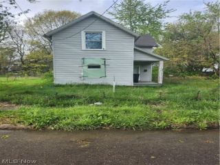 Foreclosed Home - 19 W CROSIER ST, 44311