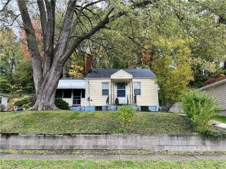 Foreclosed Home - List 100379540