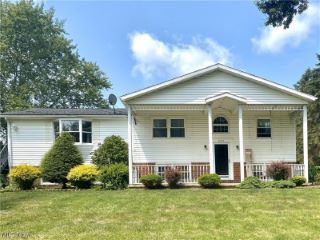 Foreclosed Home - 2274 DEWPORT DR, 44312