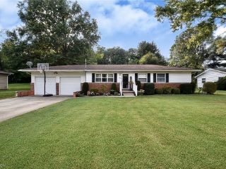 Foreclosed Home - 2824 PREMAE DR, 44312