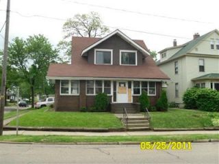 Foreclosed Home - 852 KENMORE BLVD, 44314