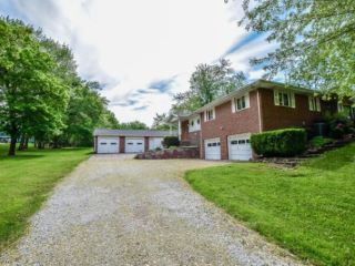 Foreclosed Home - List 100757138