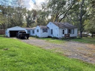 Foreclosed Home - 1710 SHELBY ST, 44320