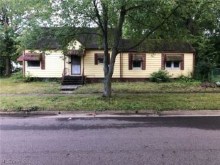 Foreclosed Home - 1110 LAWTON ST, 44320