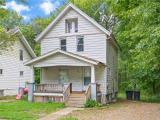 Foreclosed Home - 702 GRACE AVE, 44320