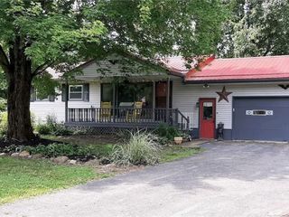 Foreclosed Home - 2494 MAHAN DENMAN RD NW, 44402